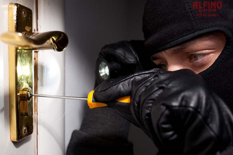 pos-diarriktes-paraviazoyn-kleidaries-asfaleias-1