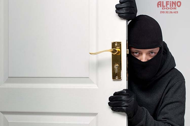 ΠΑΡΑΒΙΑΖΟΝΤΑΙ Η ΔΕΝ ΠΑΡΑΒΙΑΖΟΝΤΑΙ ΟΙ ΠΟΡΤΕΣ ΑΣΦΑΛΕΙΑΣ